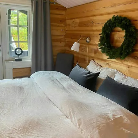 Log With Panoramic Views At Voss *