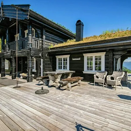 Log With Panoramic Views At Voss Prázdninový dům Skulestadmo