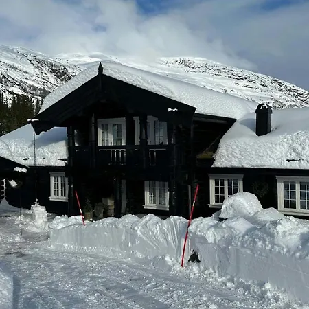Log With Panoramic Views At Voss * Skulestadmo